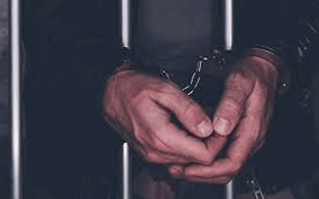 بیوہ خاتون کی جائیداد پر قبضہ اور تشدد کرنے والے گروہ کا سرغنہ گرفتار