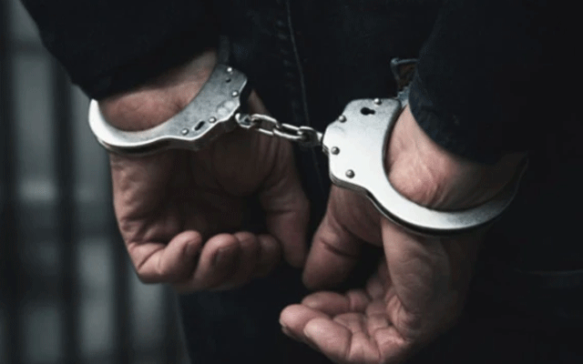 شاپنگ سے واپس گھر آنیوالی خواتین سے واردات کرنیوالا گینگ گرفتار
