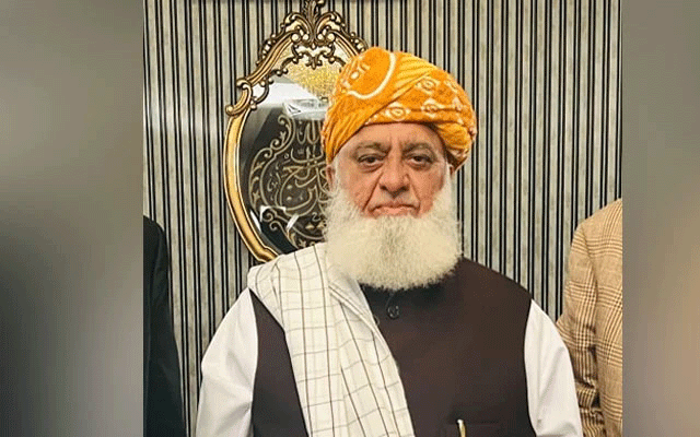 سکیورٹی خدشات، مولانا فضل الرحمان سمیت اہم شخصیات کو نماز عید گھروں میں پڑھنے کا مشورہ