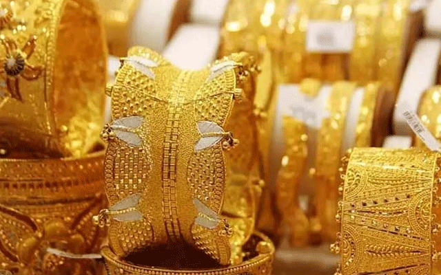 سونا مزید مہنگا، قیمت تاریخ کی نئی بلند ترین سطح پر پہنچ گئی