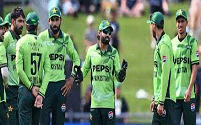 کیویز کے خلاف ون ڈے میں سلو اوور ریٹ پر پاکستانی ٹیم کو جرمانہ