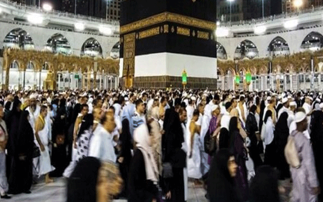 سعودی عرب نے عمرہ زائرین کے لیے ڈیڈ لائن مقرر کردی