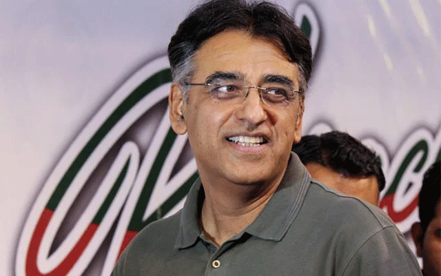 اسد عمر نے بزدار کو وزیراعلیٰ پنجاب بنانے کے فیصلے کا تمسخر اڑانا شروع کردیا