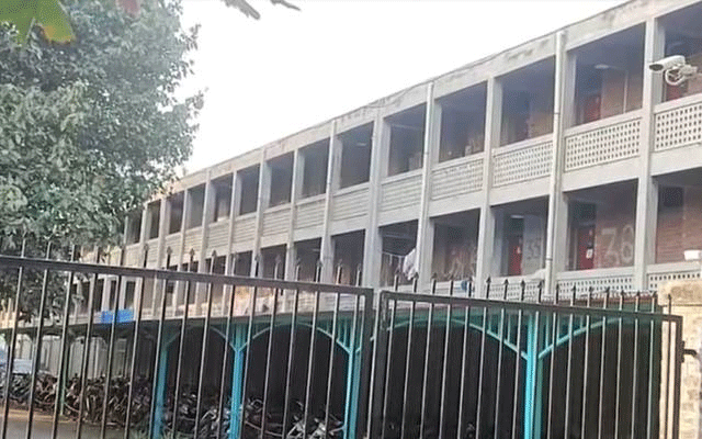 پنجاب یونیورسٹی ہاسٹلز میں غیر قانونی قابضین کے خلاف آپریشن، سینکڑوں افراد بے دخل
