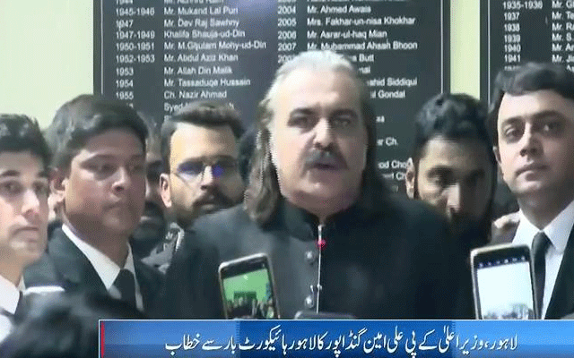 ملک کو ڈنڈے کے زور پر نہیں چلایا جا سکتا: علی امین گنڈا پور