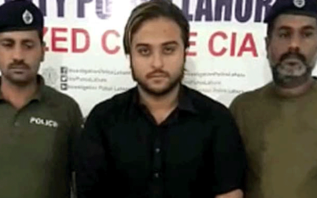 کاشف ضمیر پر ایک اور مقدمہ، پیسوں کے لین دین کا تنازع سامنے آ گیا
