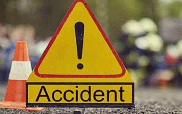 لاہور:  یونیورسٹی بس کی ٹکر سے 66 سالہ شخص جاں بحق، نواسی زخمی