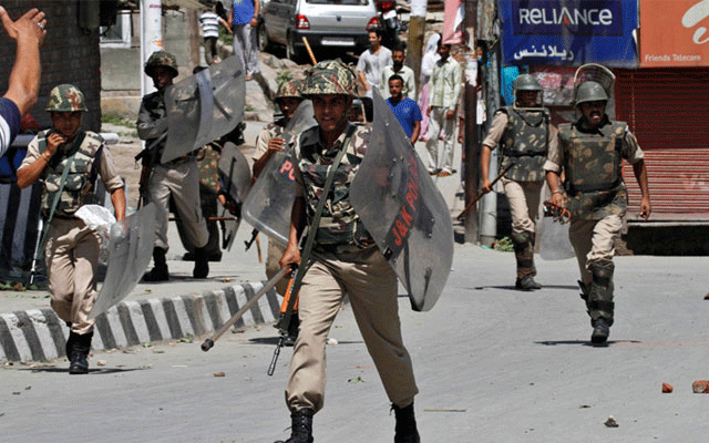 مقبوضہ کشمیر: بھارتی فوج کی ریاستی دہشتگردی، مزید 3 گھر تباہ