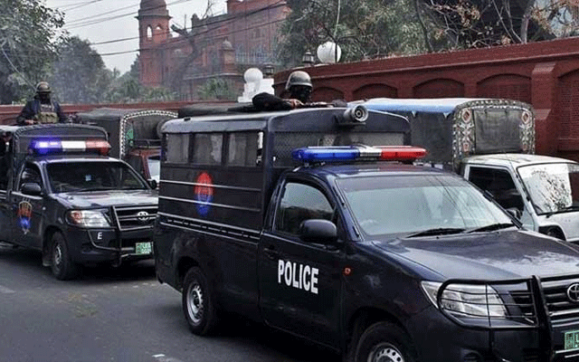 لاہور میں سکیورٹی ہائی الرٹ، ناکہ جات پر سخت نگرانی، اشتہاری اور مفرور گرفتار