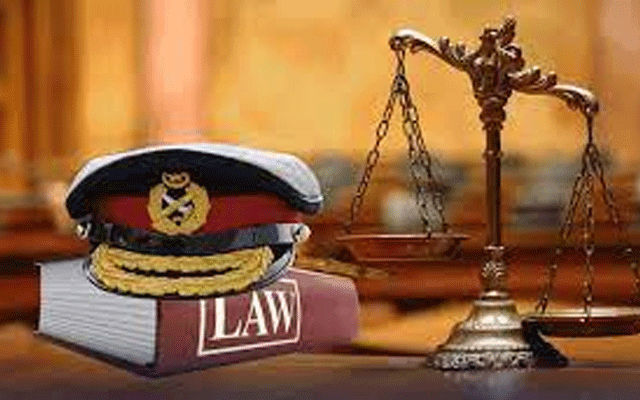 فوجی عدالتوں میں سویلینز ٹرائل کو غیر آئینی قرار دینے کا فیصلہ کالعدم قرار