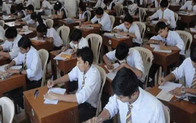 لاہور تعلیمی بورڈ کا امتحانات کی بحالی کا اعلان