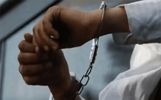 گجر پورہ :بیوی و بیٹی پر تشدد اور سر کے بال کاٹنے والا درندہ صفت شخص گرفتار
