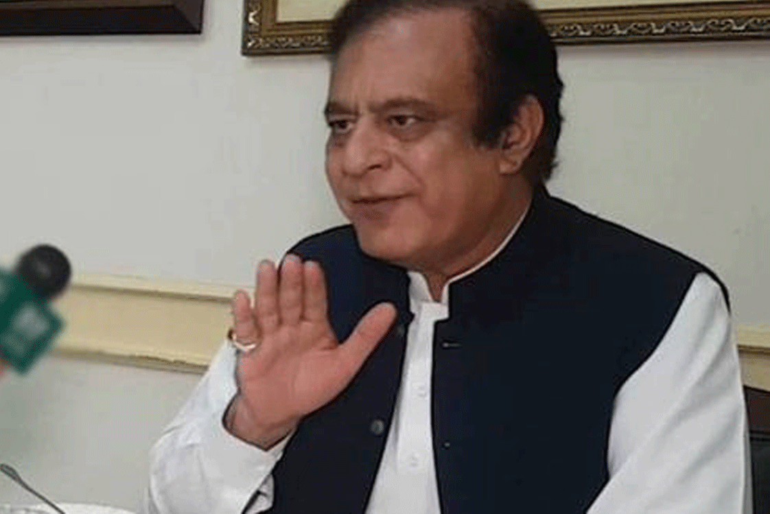  قوتِ خرید 58 فیصد کم ہوگئی، سابق بینکر شبلی فراز کی سینئیربینکر وزیرخزانہ پر تنقید