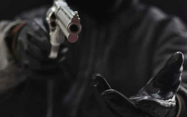 ٹک ٹاکر لڑکی کی اپنی ہی دوست کے گھر مبینہ واردات کی سی سی ٹی وی فوٹیج سامنے آ گئی