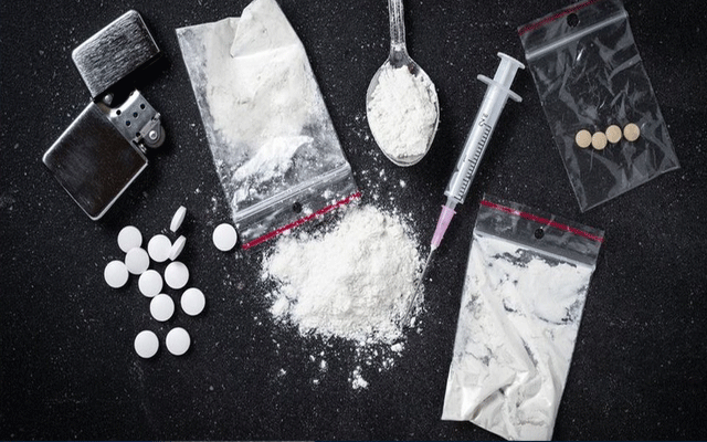 : گاڑی میں منشیات چھپا کر سپلائی کی کوشش ناکام، 3 کلو چرس برآمد