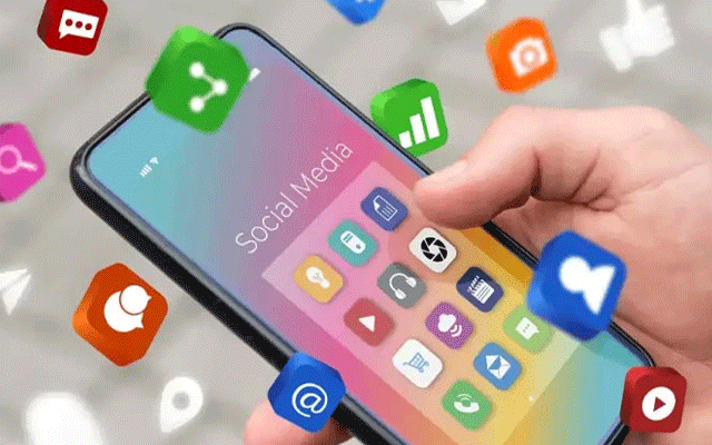 سینیٹ میں سوشل میڈیا صارفین کی عمر کی حد کا بل پیش