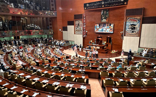 سندھ اسمبلی کے اراکین کی تنخواہیں پنجاب کے برابر، بل اتفاق رائے سے منظور