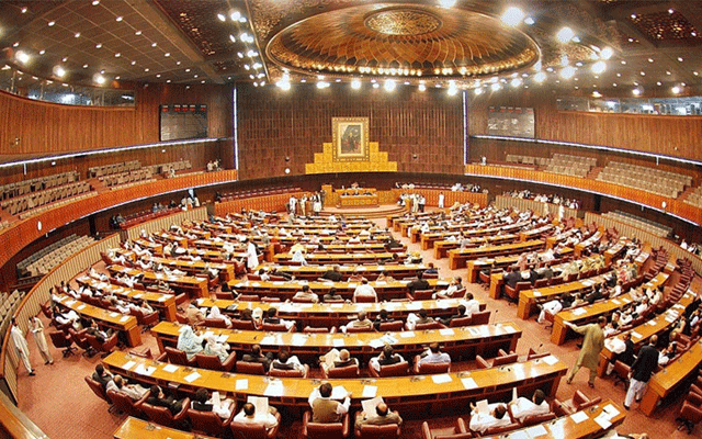 سینیٹ: انسداد دہشتگردی ترمیمی بل 2025 کثرت رائے سے منظور، اپوزیشن کا احتجاج