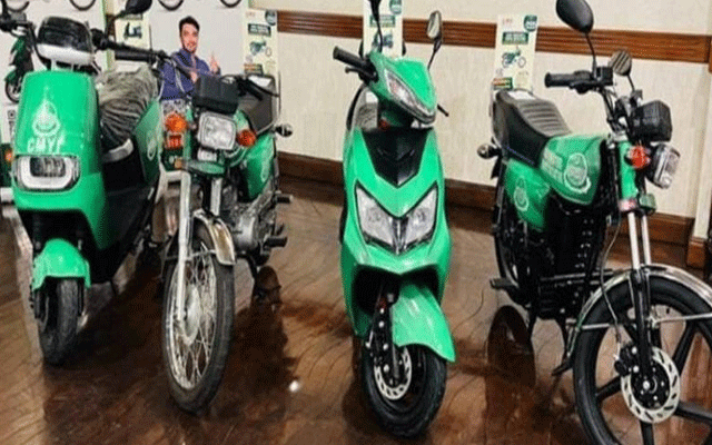 میئر کراچی کا کے ایم سی ملازمین کو الیکٹرک بائیکس دینے کا اعلان