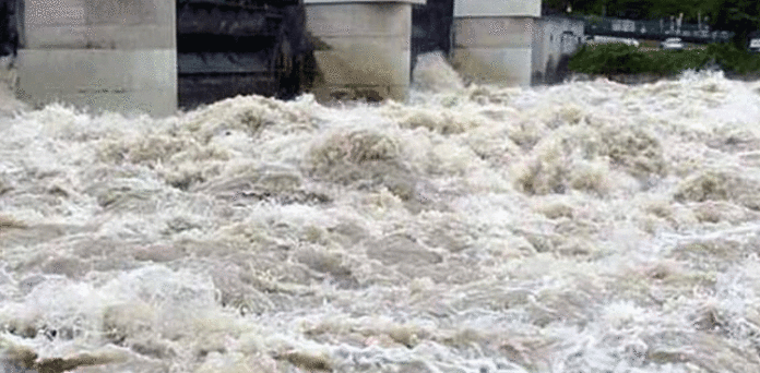 دریائے سندھ میں 5 ستمبر کو انتہائی اونچے درجے کا سیلاب آنے کا امکان