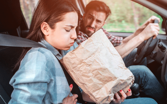 سفر کے دوران الٹی اور چکر کی شکایت؟ بچاؤ کا آسان طریقہ جانئے