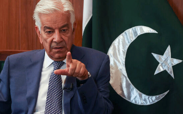 پاکستان سرحد پار دہشتگردی کیخلاف فیصلہ کن اقدامات جاری رکھے گا: وزیر دفاع خواجہ آصف 