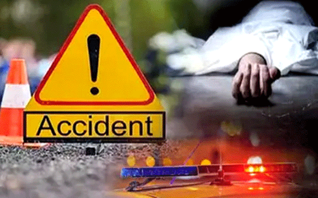 لاہور :ڈمپر نے موٹر سائیکل کو کچل دیا، 3 افراد جاں بحق