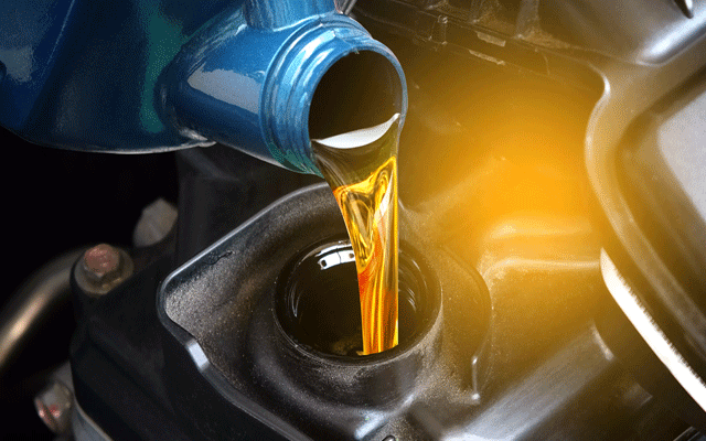 عالمی منڈی میں تیل کی قیمتوں میں 4 فیصد کمی