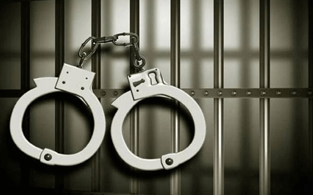 پولیس کی بروقت کارروائی، طالبہ کو ہراساں کرنے والے دو ملزمان گرفتار