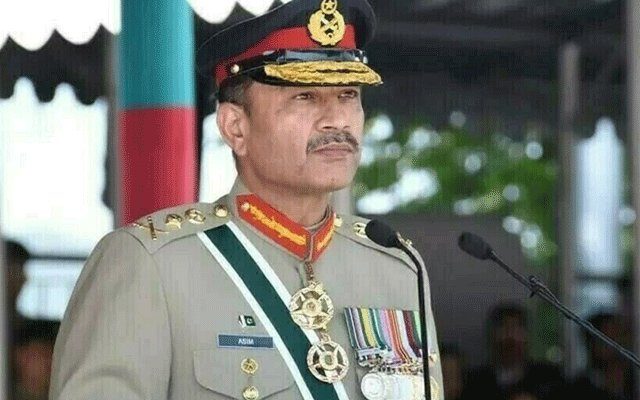 فیلڈ مارشل سید عاصم منیر کا لاہور گریژن کا دورہ، فوج کی تربیتی استعداد اور جدید سہولیات کا جائزہ  