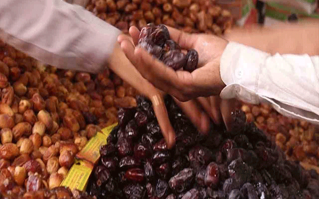 رمضان کی آمد سے قبل کھجور  کی قیمتوں میں نمایاں اضافہ