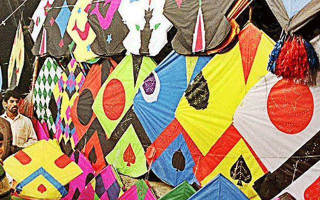 پتنگ سازوں اور فروخت کنندگان کیلئے اچھی خبر