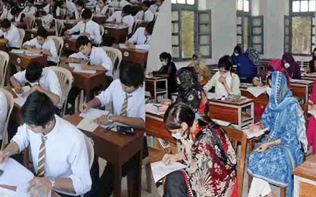 پنجاب میں میٹرک اور انٹر کےامتحانی مواقع 4 سے بڑھا کر 6 کردئیے